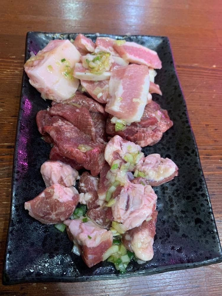 中板海鮮ホルモンあらた