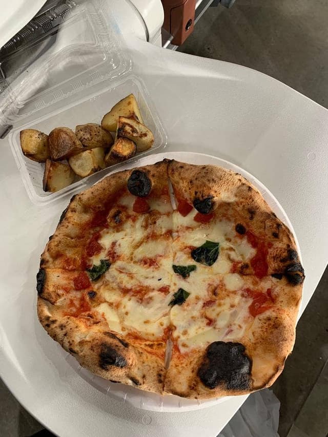 SOLO PIZZA Napoletana 東京国立競技場店 - サブ画像3