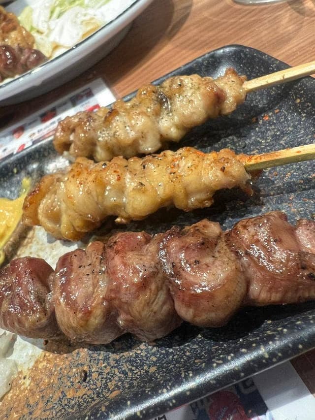 カープ鳥 駅前スタジアム店 - サブ画像1