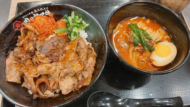 肉のヤマキ商店 西葛西メトロセンター店 - サブ画像1