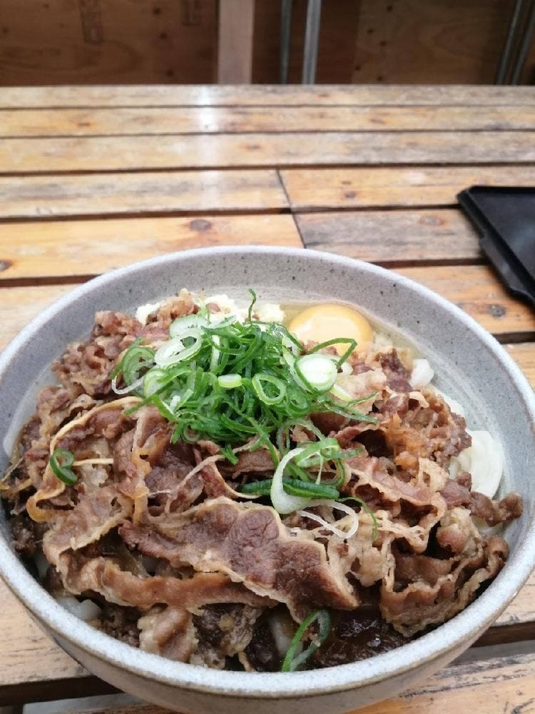 岸井うどん 天空のブルートレイン店