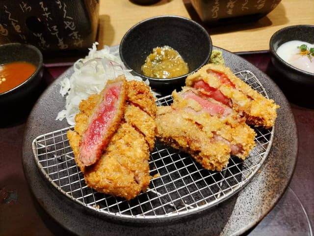 牛カツ京都勝牛 梅田店 - サブ画像1