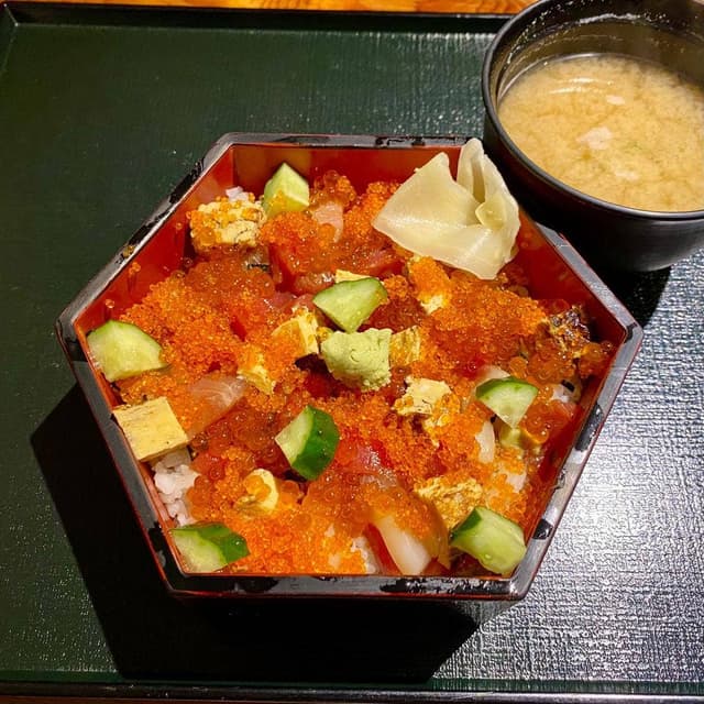 鮨居酒屋 みかづき - サブ画像1