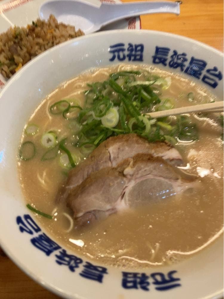 名物元祖長浜ラーメン 長浜屋台