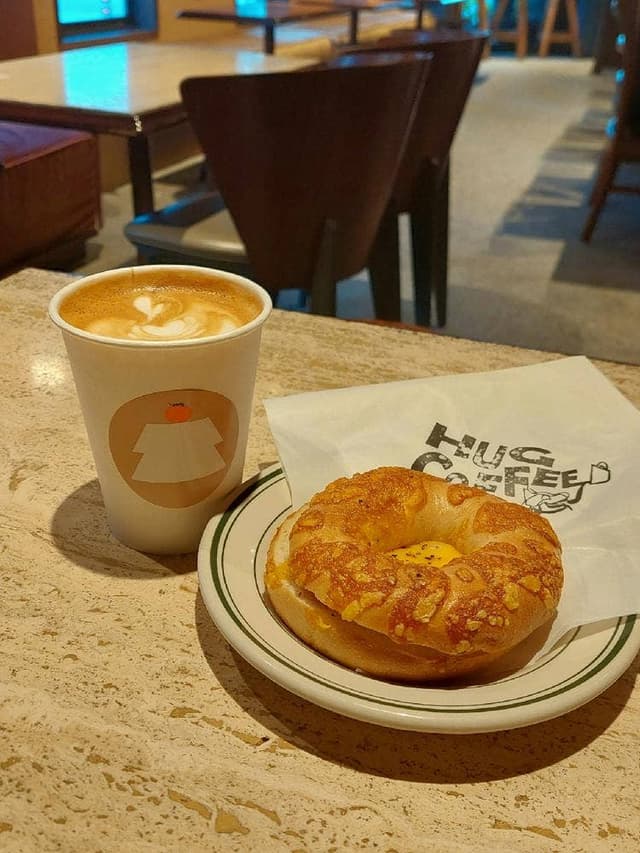 hugcoffee両替町店 - サブ画像1
