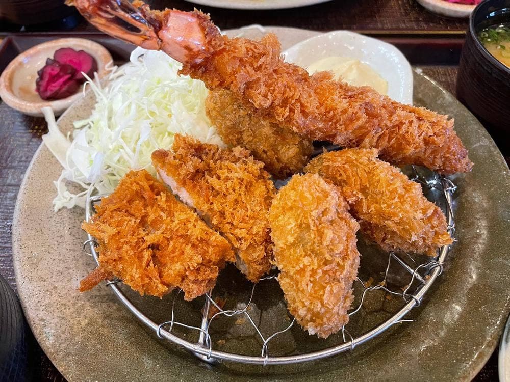 手打ちとんかつ かつ屋 アピタ大和郡山店