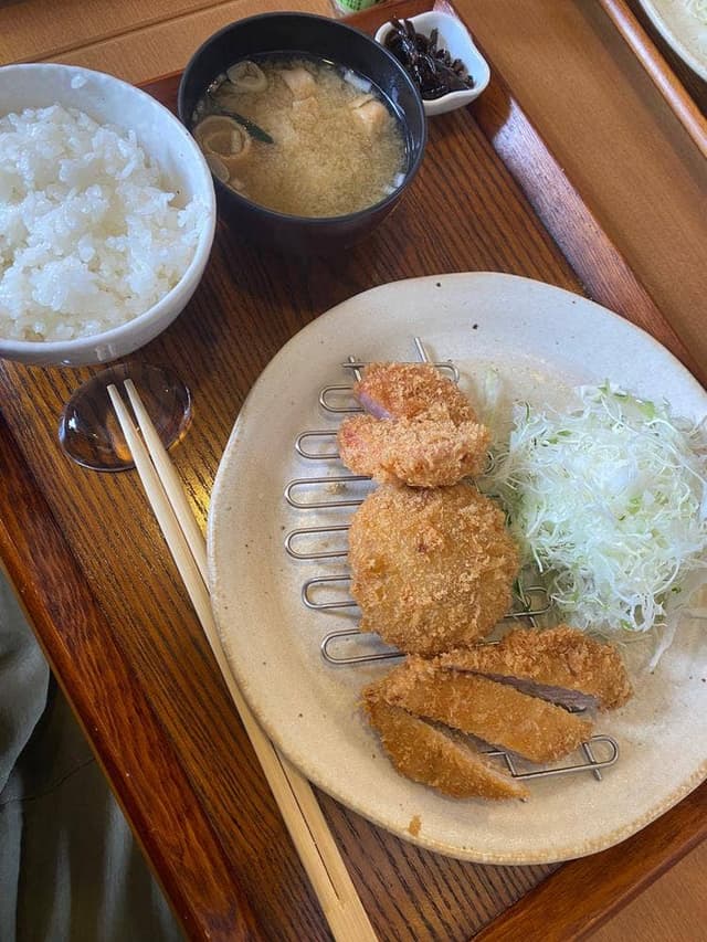 ちいさなとんかつやさん 106M - サブ画像1