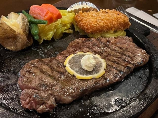 シャーロックホームズ 立川店 - サブ画像1