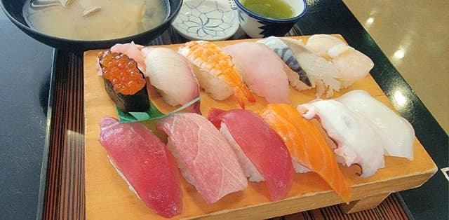 和風レストラン やまさ お魚センター店 - サブ画像1