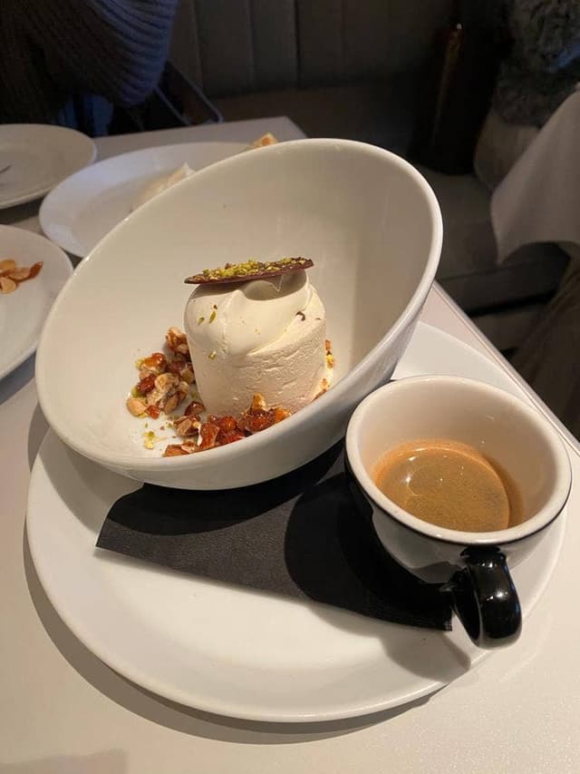 MERCER CAFE DANRO - サブ画像1