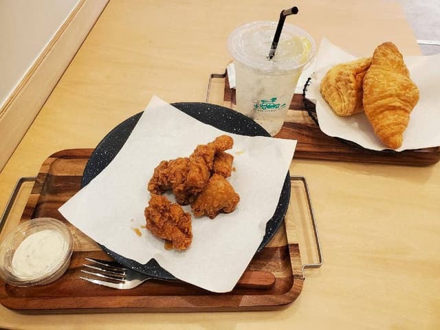 front village diner 保田店 - サブ画像1
