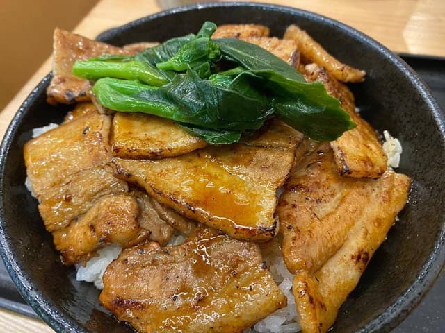 豚めし家 サンプラザ店 - サブ画像1