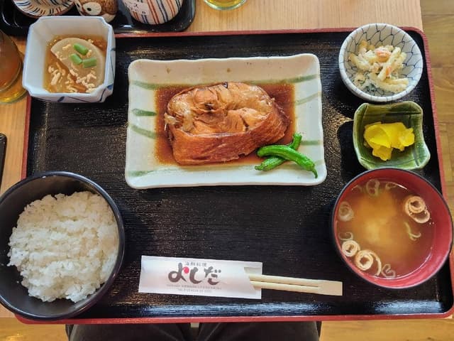 海・鮮・料理 よしだ - サブ画像1