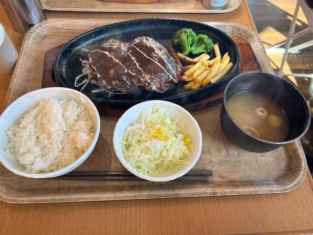 ファイヤーバーグ 関内店 - サブ画像1