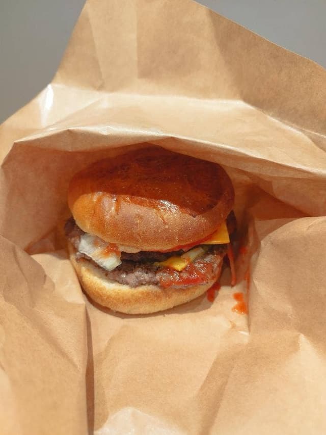 M.H.M BURGER - サブ画像1