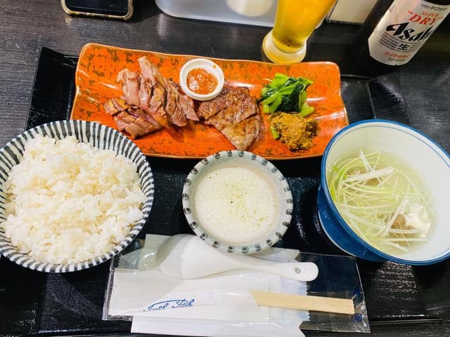 炭焼 牛たん 東山 沖縄リウボウ店 - サブ画像3