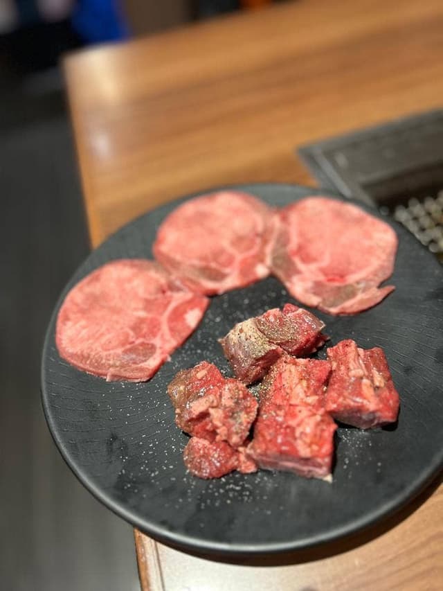 俺の焼肉 銀座9丁目店 - サブ画像1
