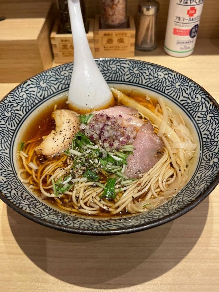 地鶏と金目鯛中華そば 榊