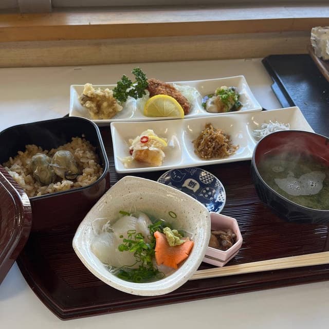 海湖館 牡蠣小屋 - サブ画像1