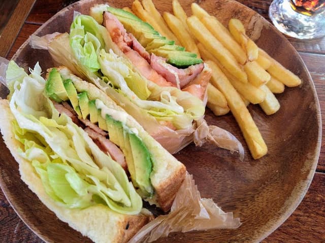 BURGER´S CAFE TOMO×TOMO - サブ画像3