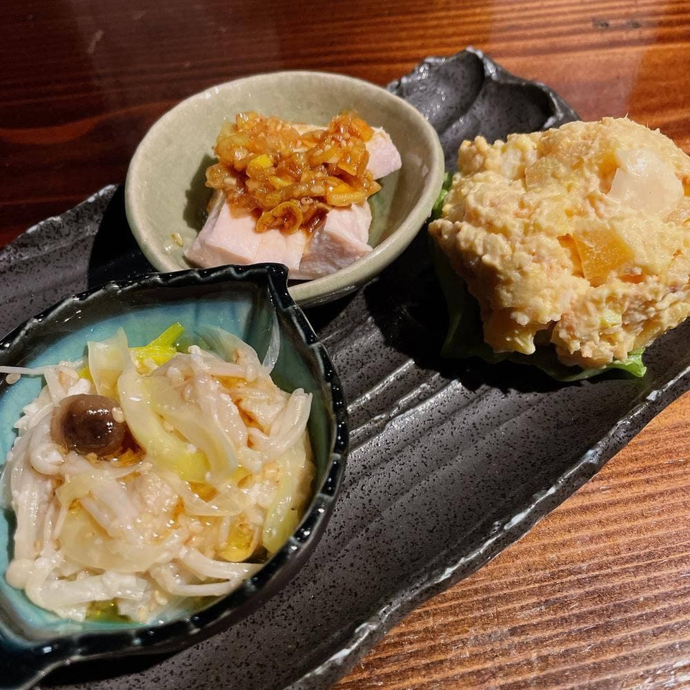 おばんざいと炭火焼き 亀太郎