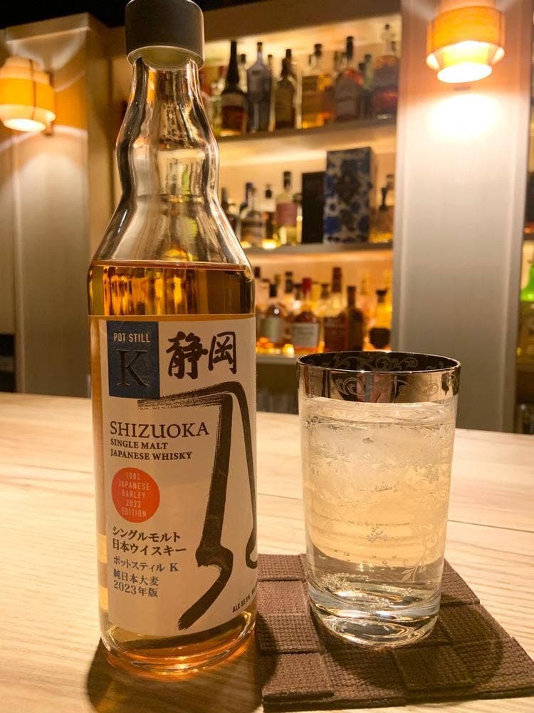 PianoとWhiskyの店MaiMai