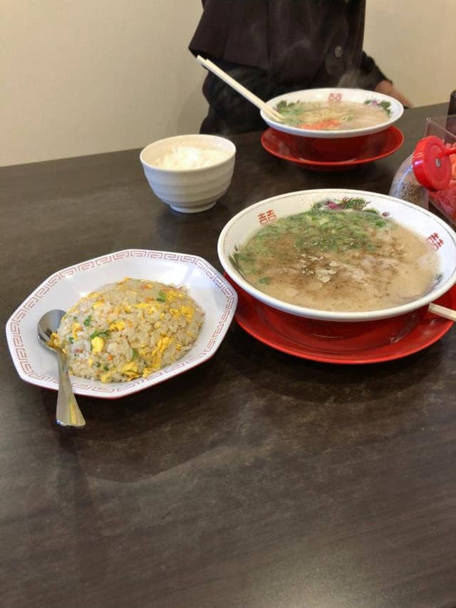 久留米ラーメン 丸久 三潴店 - サブ画像1
