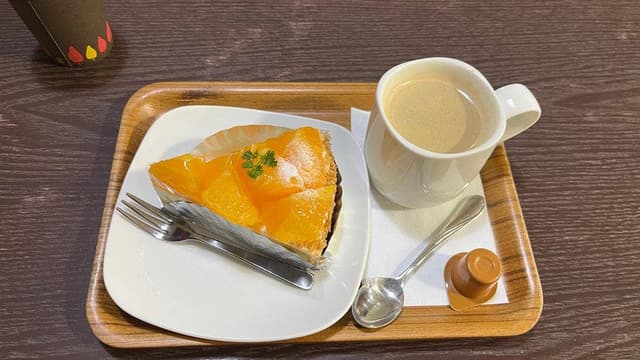 モントロー洋菓子店 阿知須店 - サブ画像1