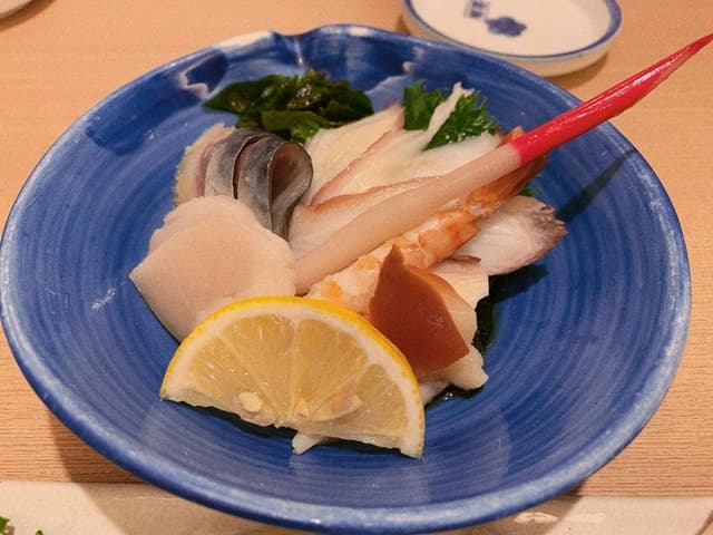 音羽鮨福岡空港第二支店 - サブ画像2
