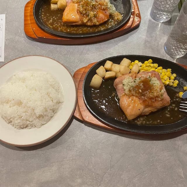 サイゼリヤ 浦安駅前店 - サブ画像3