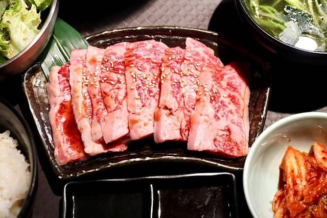 食べ飲み放題 焼肉ダイニングちからや 金山駅前店 - サブ画像3