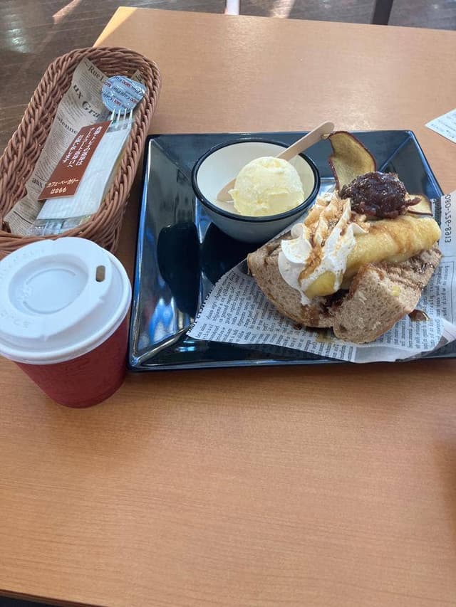 ベーカリー はなもも 道の駅まくらがの里こが - サブ画像1