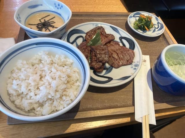牛たんとろろ麦めし ねぎし 五反田西口店 - サブ画像3