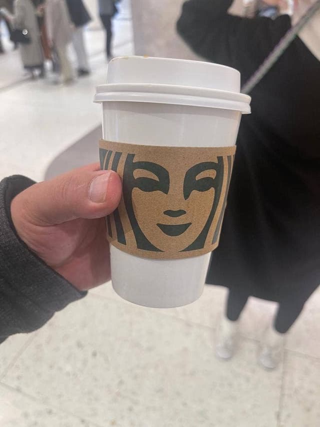 スターバックス コーヒー 麻布台ヒルズ店 - サブ画像3