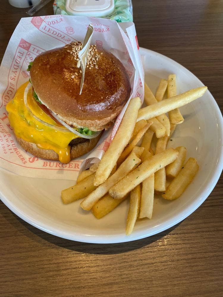 TEDDY'S BIGGER BURGERS ピエリ守山店