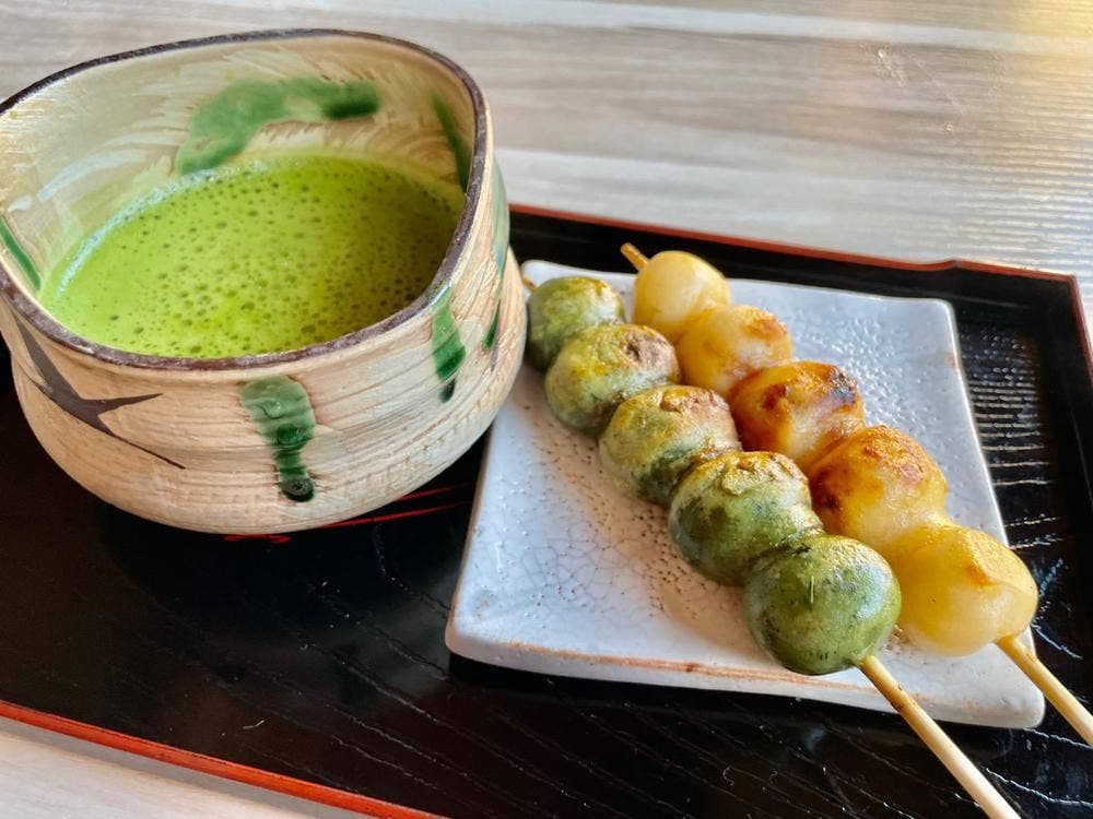 みの団子 あかり