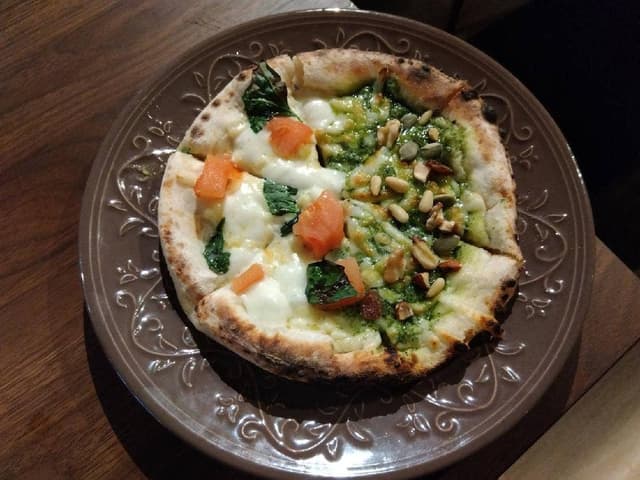 石窯食堂ポーネ - サブ画像1
