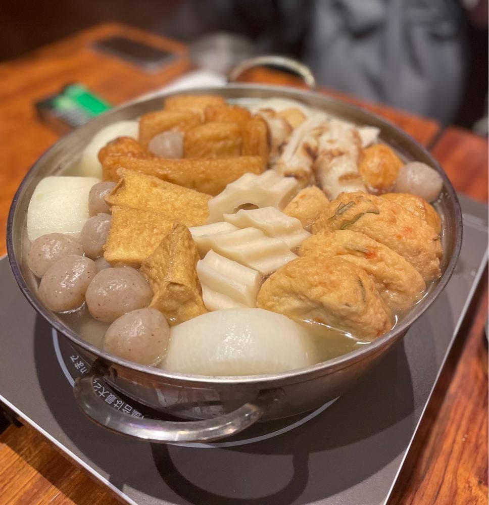 cafe&bar こんね