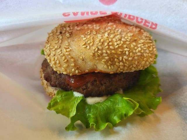 SANBE BURGER - サブ画像3