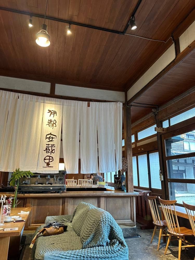 伊都安蔵里 レストラン