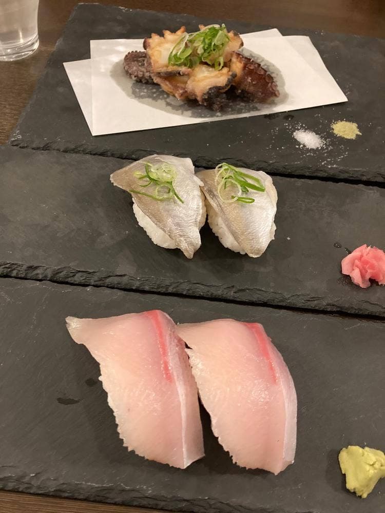 旬席 璃椿