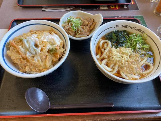 山田うどん 大泊店 - サブ画像1