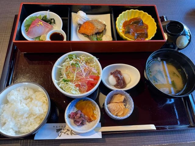 ホテルサンルート徳島 朝食会場 - サブ画像1