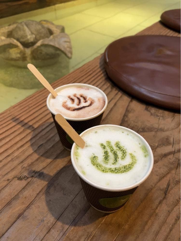 足湯カフェ 湯畑草菴