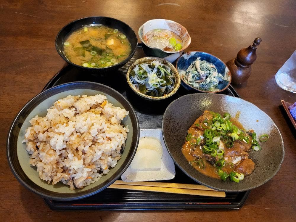 ごんべ