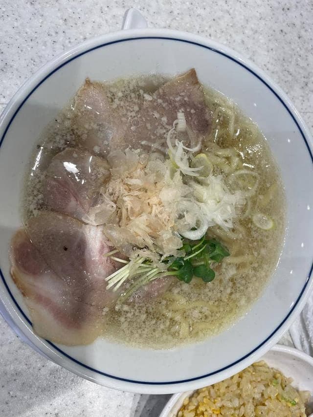 らーめん 鱗 江坂店 - サブ画像2