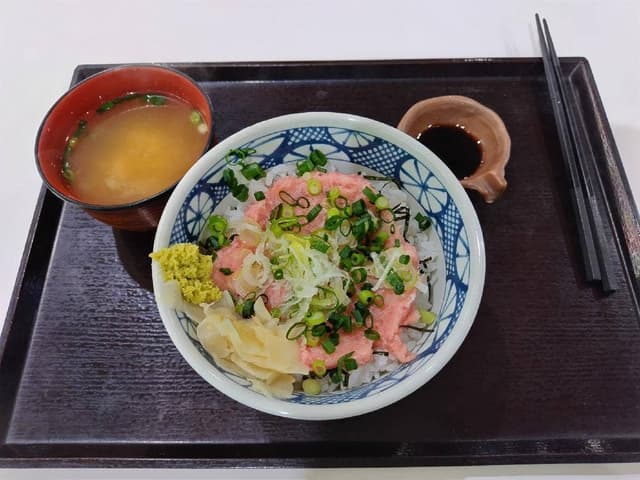 海鮮どんぶり 鮪市場 イオンモール堺鉄砲町店 - サブ画像1