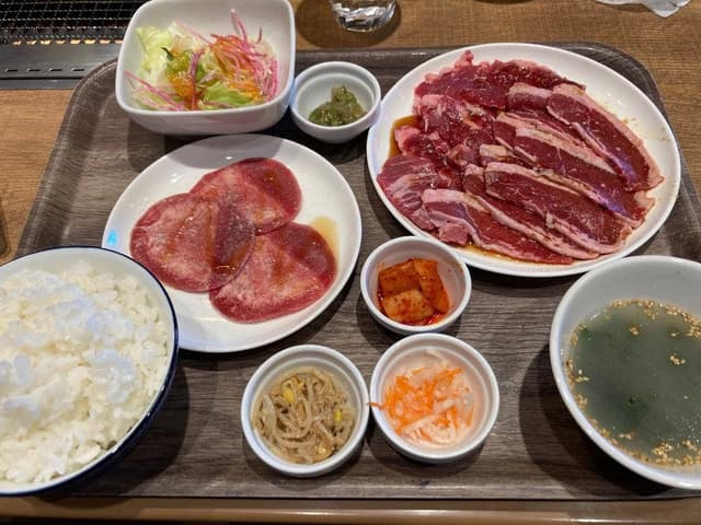 プレミアムカルビ 宮前平店 - サブ画像1