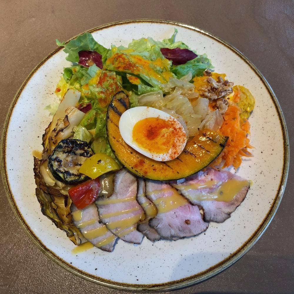 Grill & Bar YELLOU