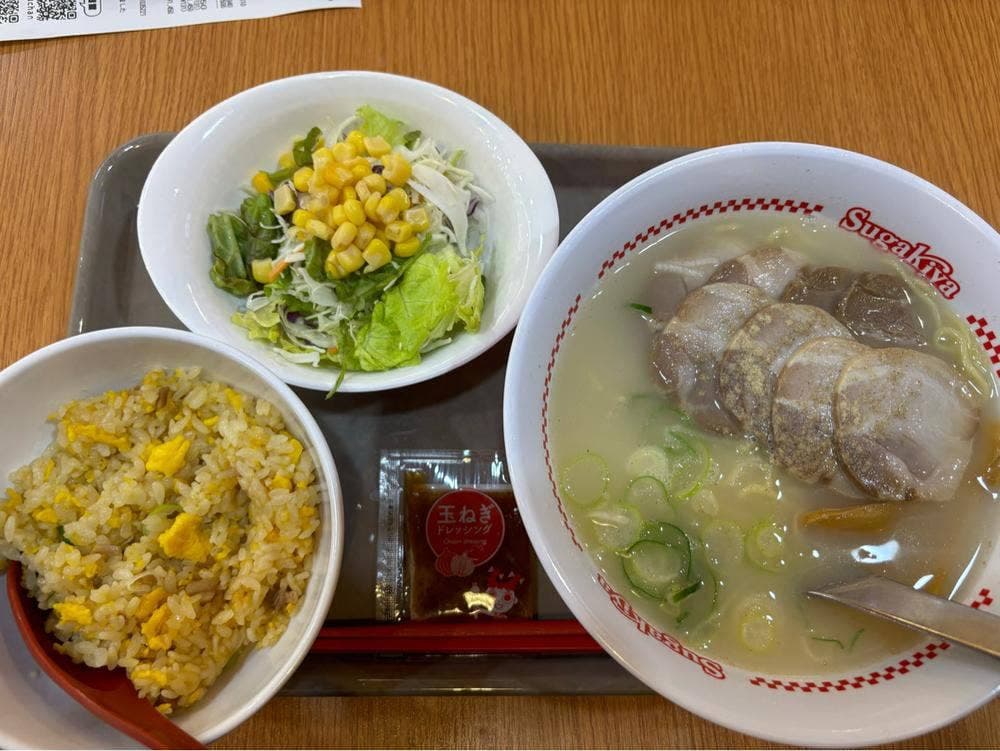 スガキヤ 津ラッツ店
